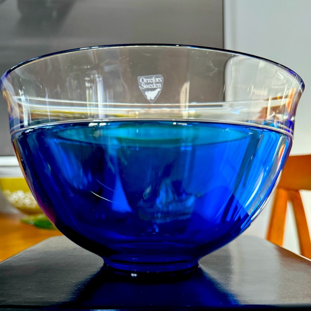 MCM 9" Orrefors Neptunus Blue & Clear Crystal Glass Bowl by Lars Hellsten